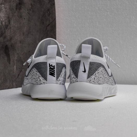 Nike lunarcharge essential white clearance