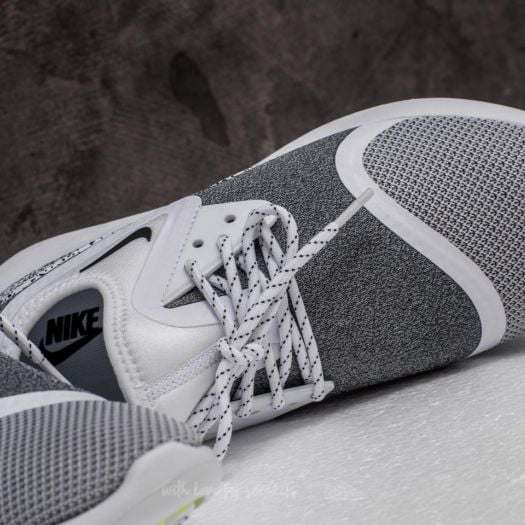 Nike Lunarcharge Essential W