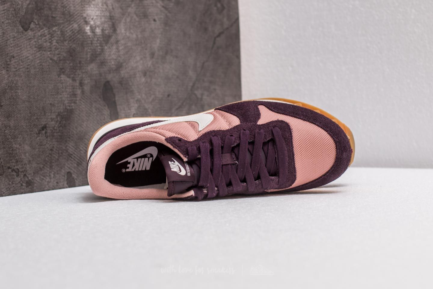 Nike - internationalist - new arrivals baskets - rose particle