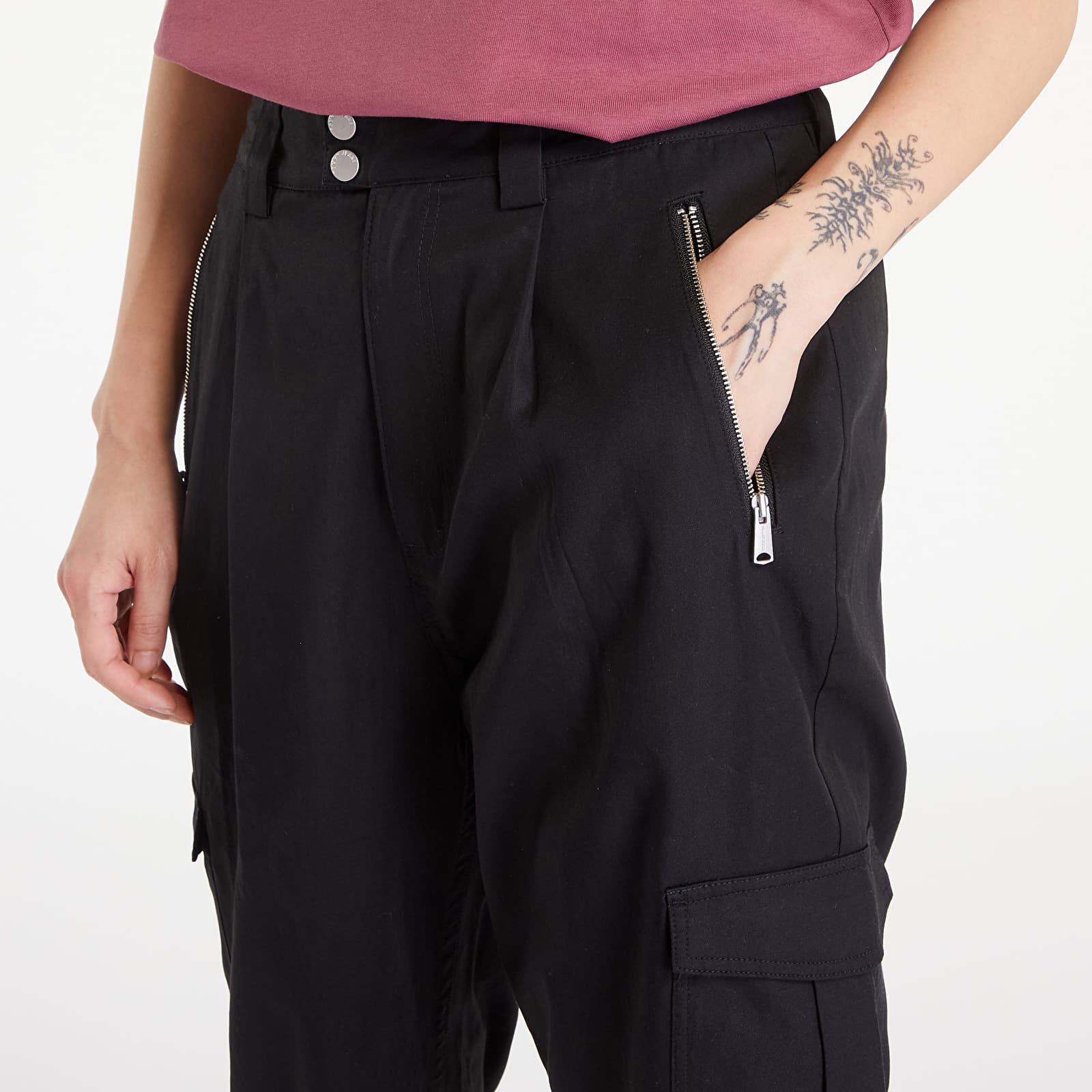 Housut ja farkut Tommy Jeans Stretch Cargo Pants Black