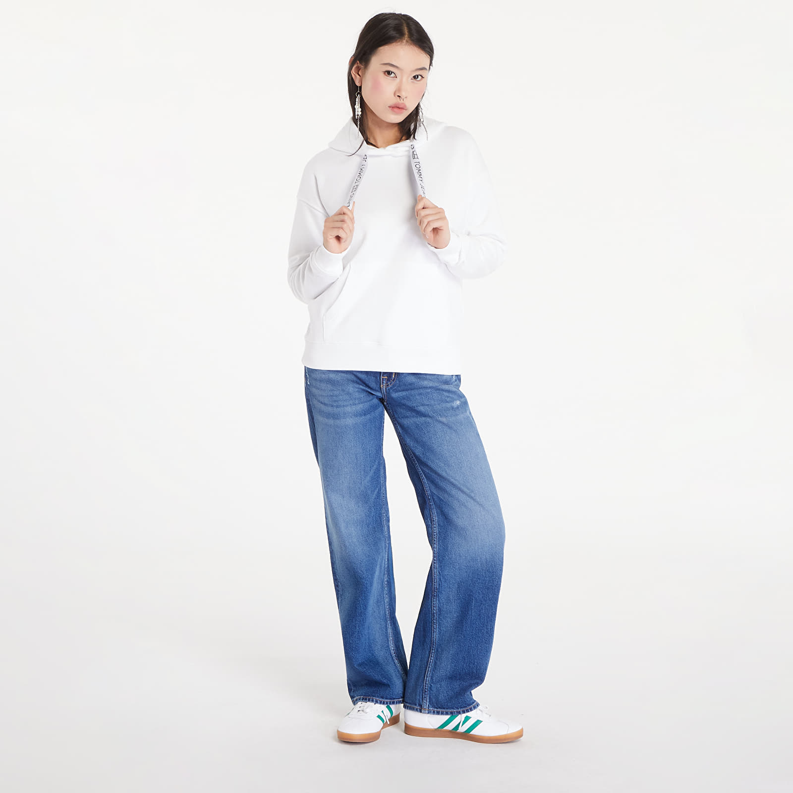 Dámske mikiny Tommy Jeans Boxy Logo Drawcord Hoodie White