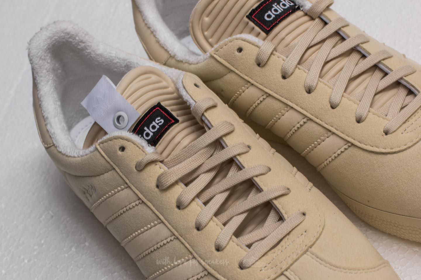 Adidas gazelle x slam jam x ua e deals sons