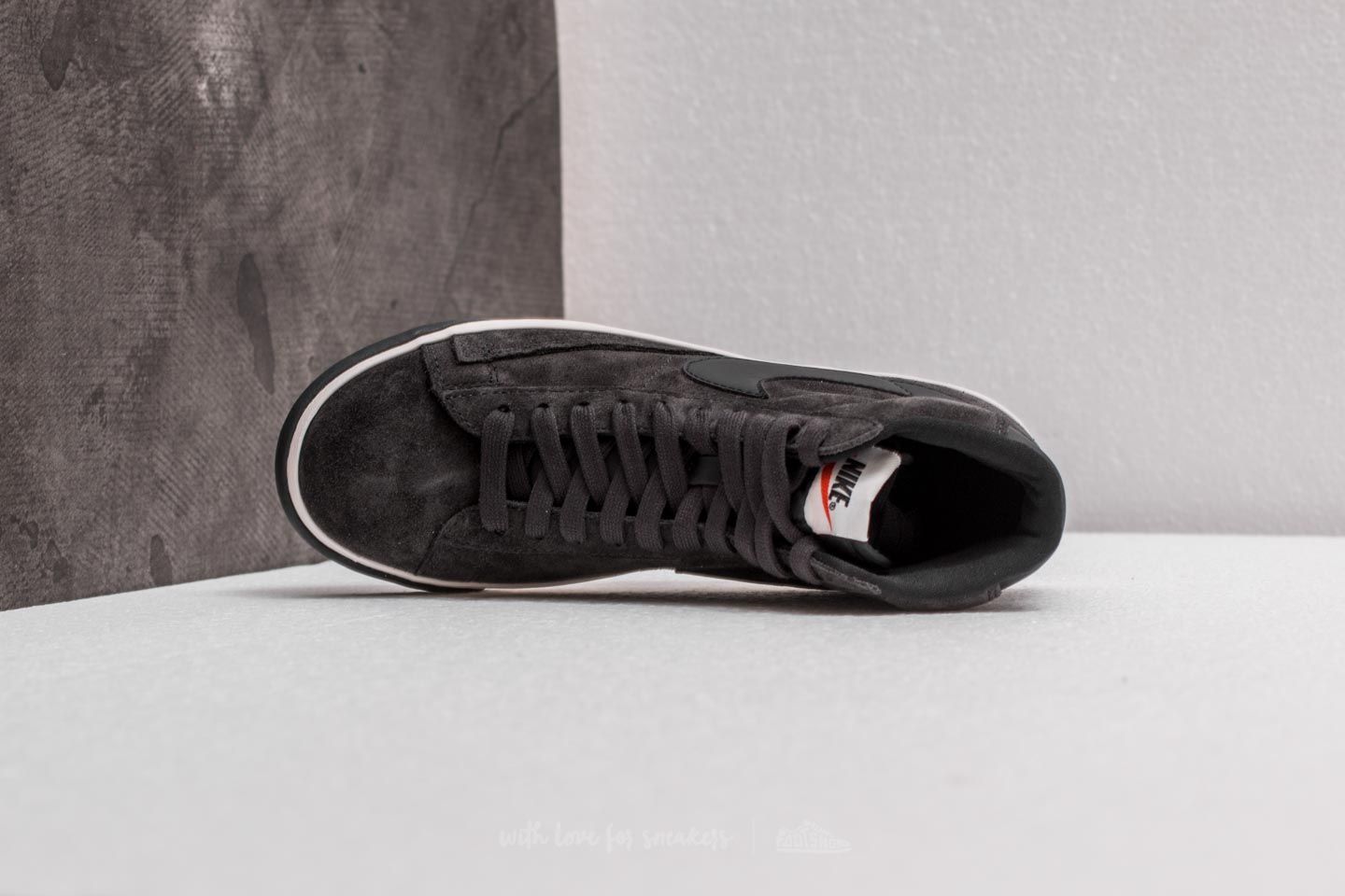 Nike blazer mid discount vintage suede black