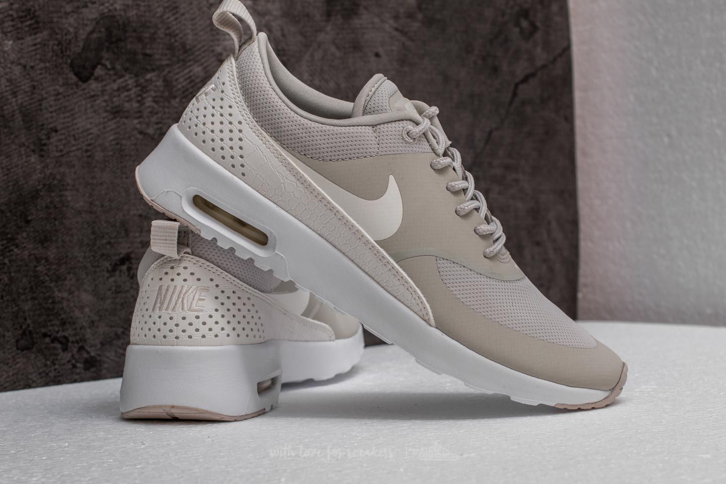 Women s shoes Nike Wmns Air Max Thea Light Bone Sail White Footshop