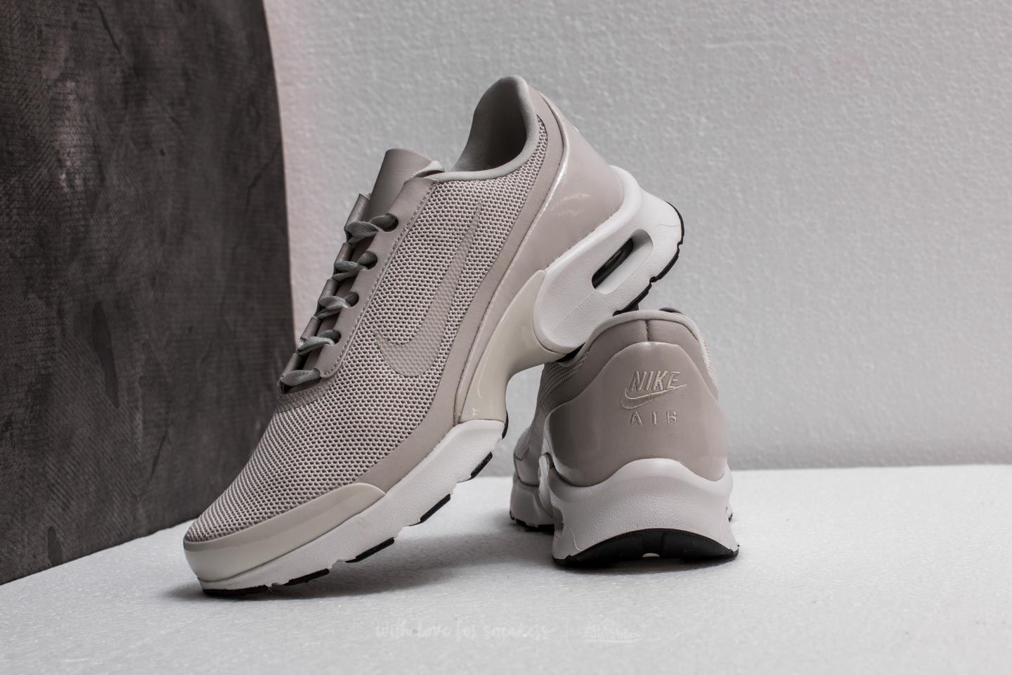 Nike air max jewell light bone shop