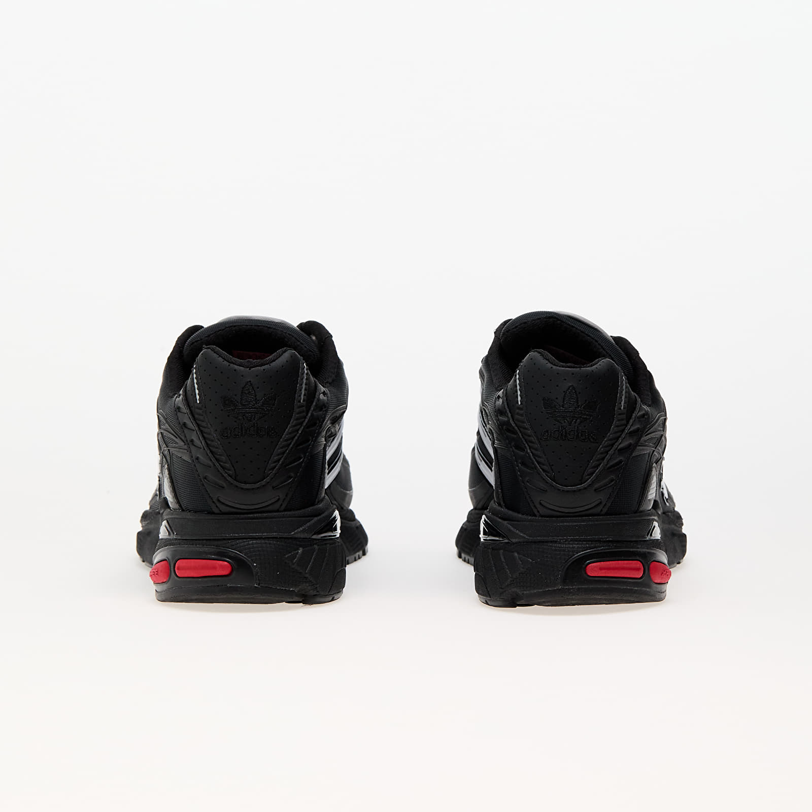 Pánské tenisky a boty adidas Adistar Cushion Core Black/ Ftw White/ Better Scarlet