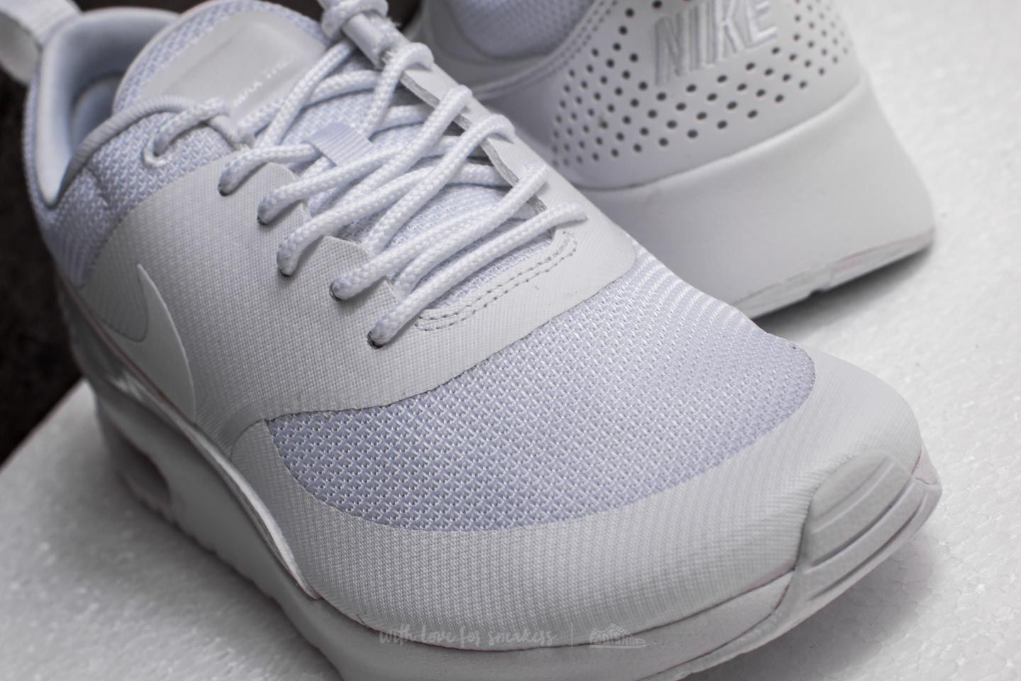 Nike air max thea off white hot sale