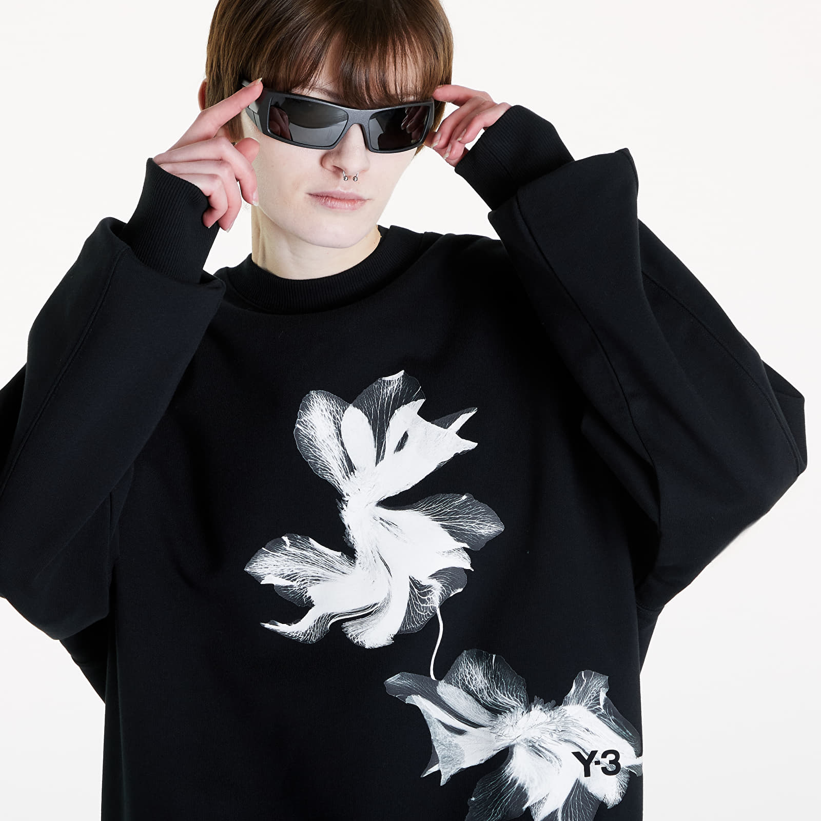 Hoodies and sweatshirts  Y-3 Graphic French Terry Crewneck Sweatshirt UNISEX Black