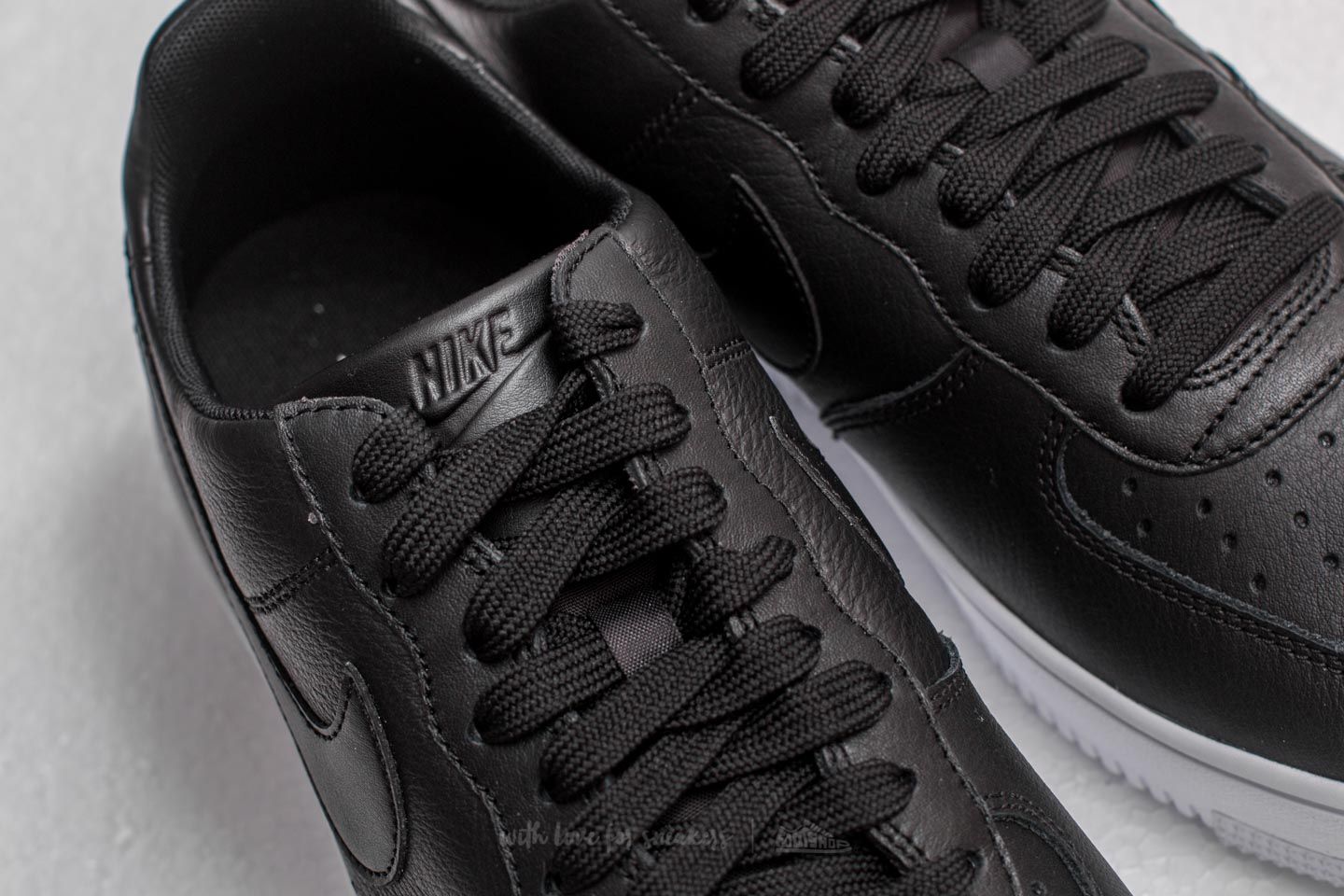 Férfi cipők Nike Air Force 1 Ultraforce Leather Black/ Black-White