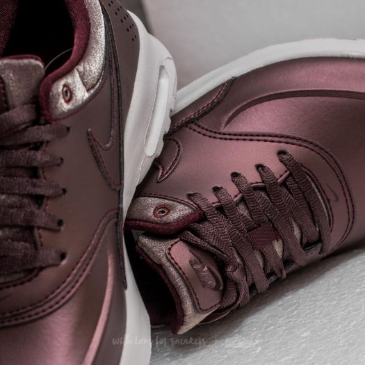 Nike thea premium mahogany cheap