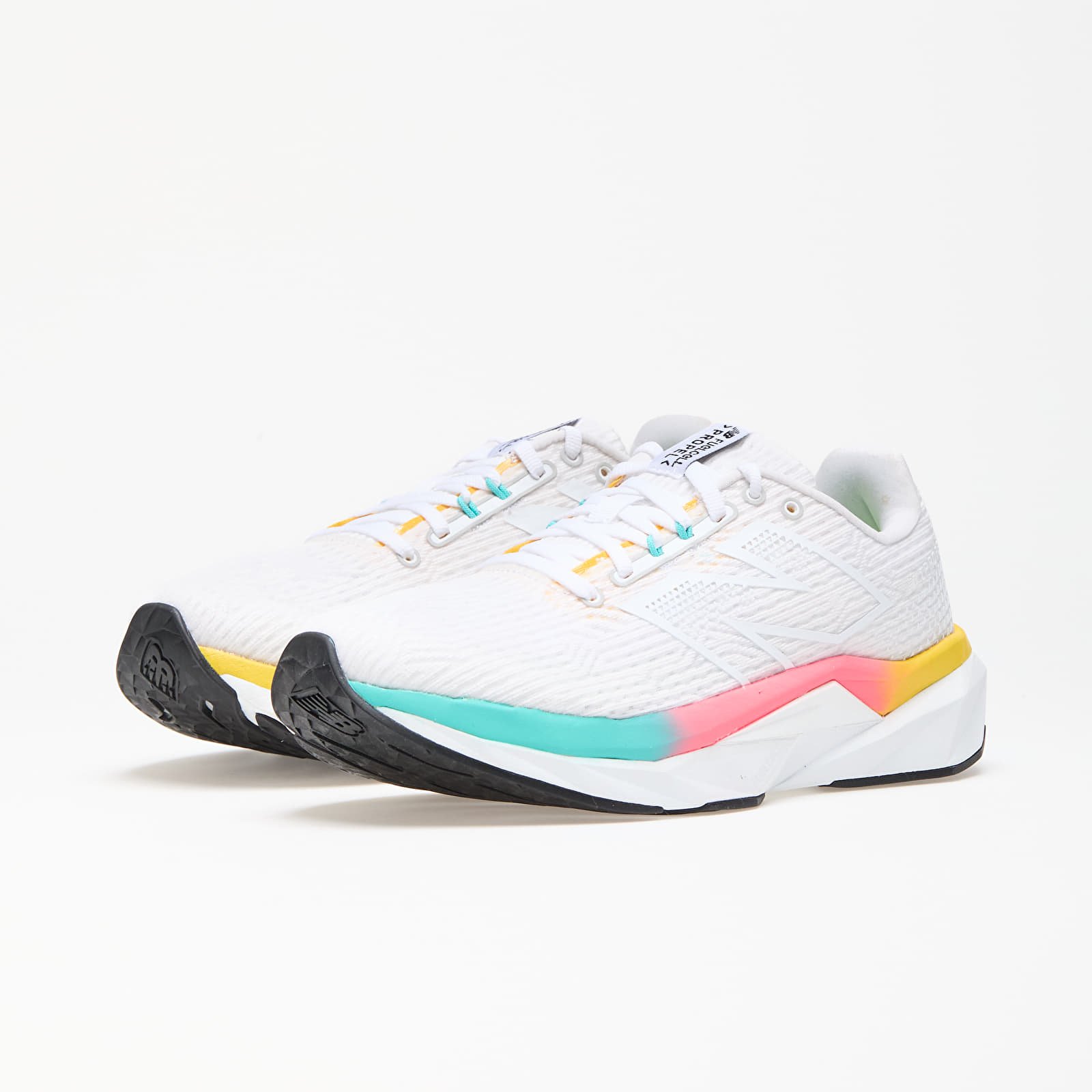 Men's shoes New Balance FuelCell Propel v5   White/ Ginger Lemon