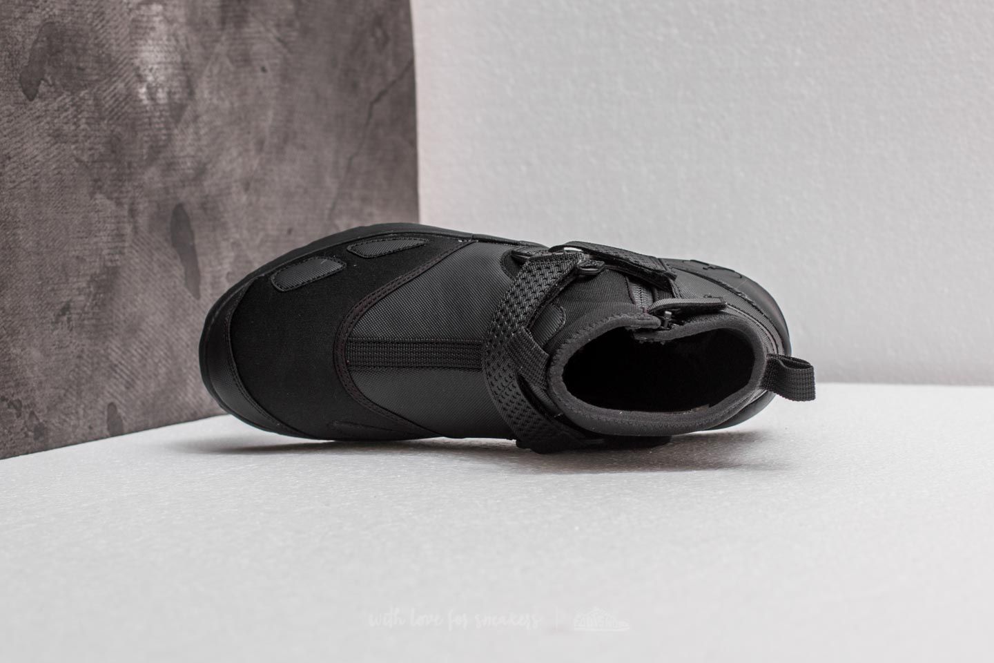 Meeste kingad Jordan Trunner LX High Black/ Black