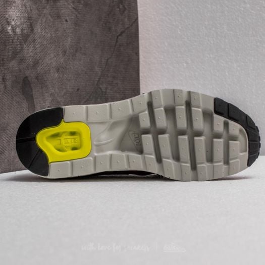 Adidas air max zero outlet