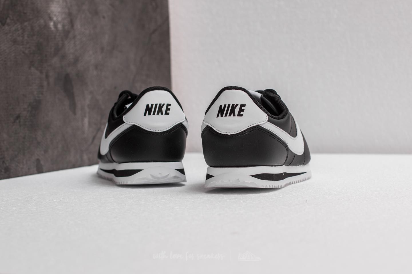 Ženski čevlji Nike Cortez Basic SL (GS) Black/ White