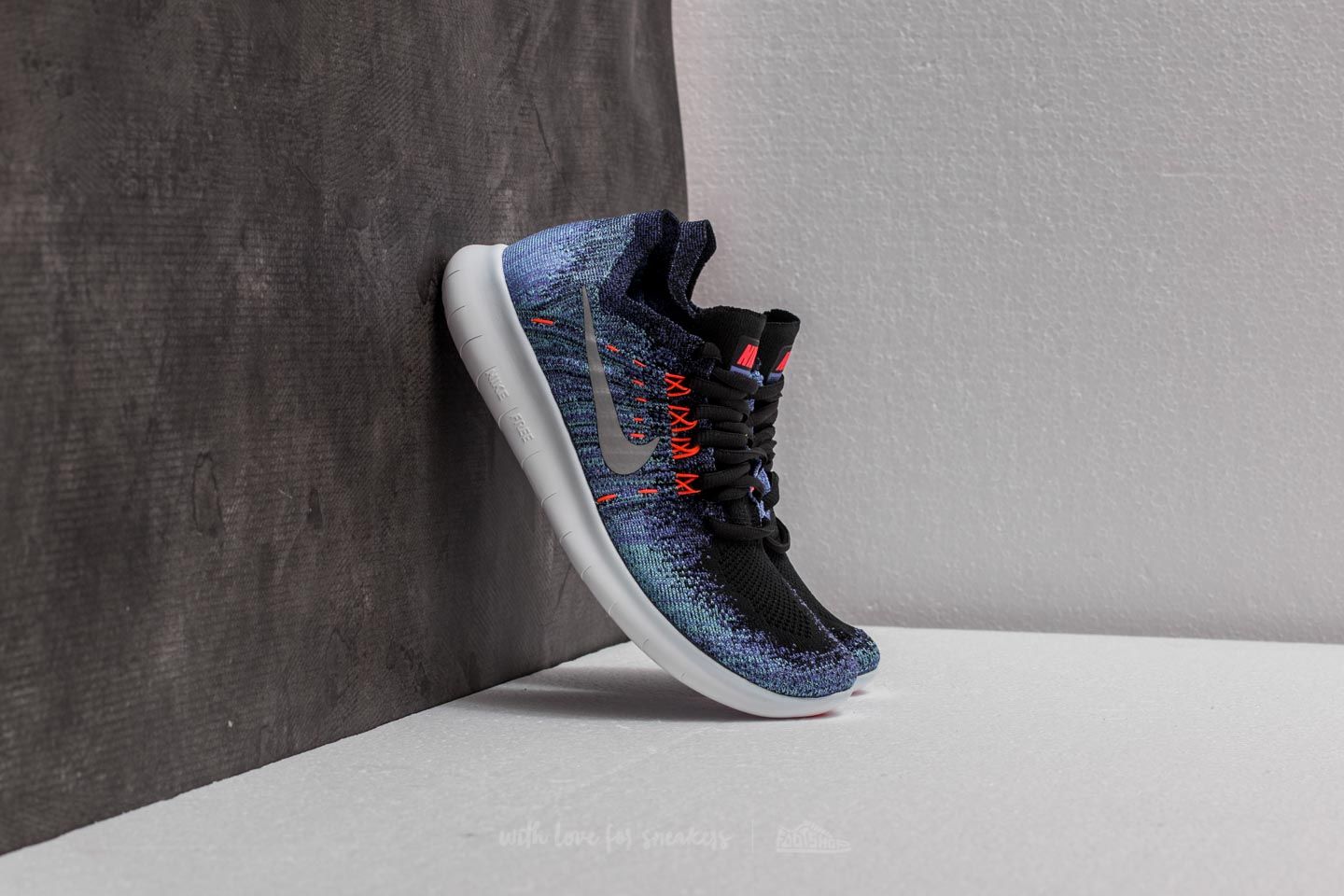 Nike free rn flyknit 2017 all black best sale