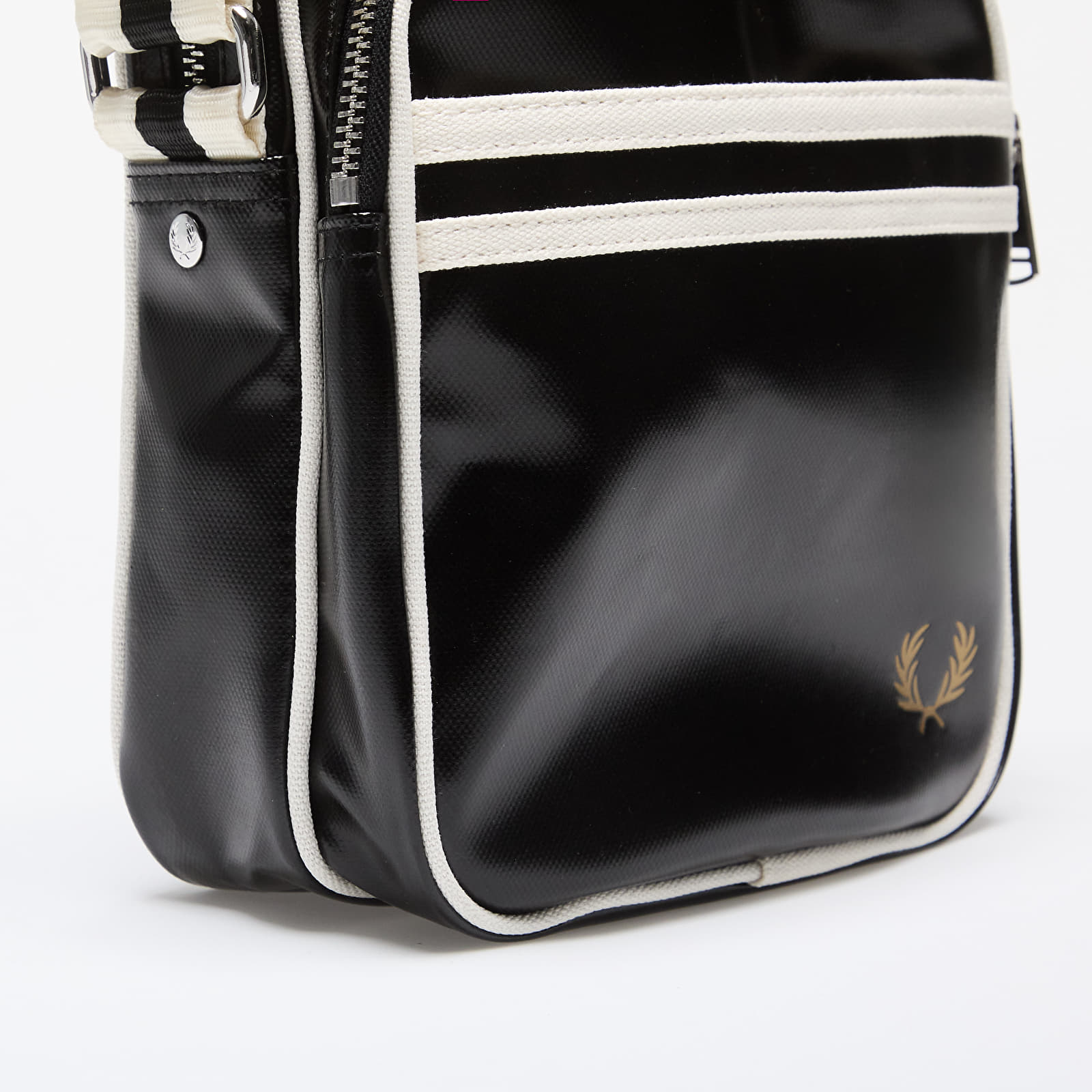 Umhängetaschen FRED PERRY Classic Side Bag Black/  Ecru