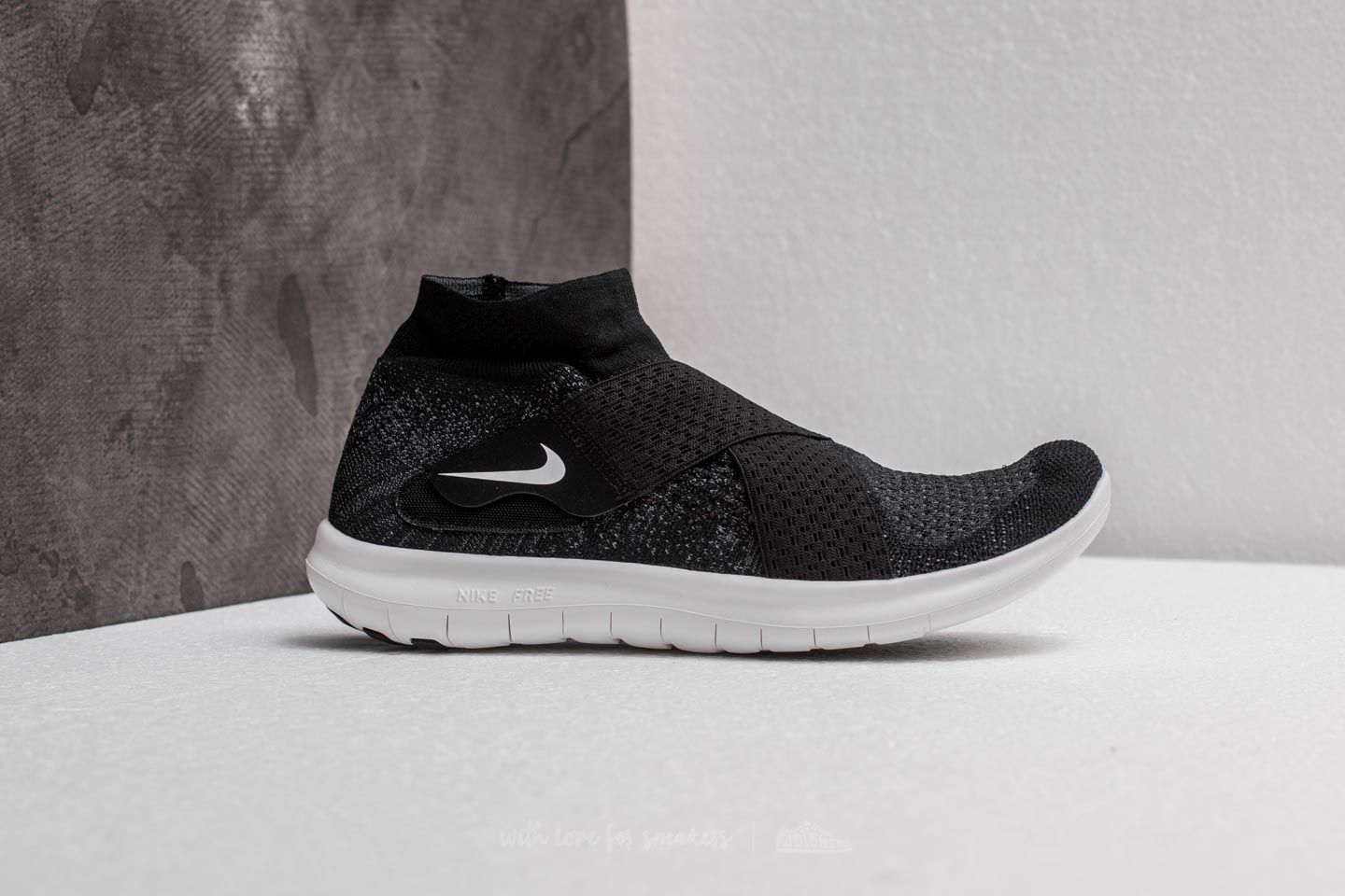 Nike free rn motion 216 on sale
