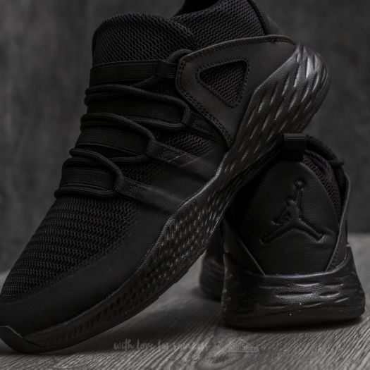 Jordan formula 23 low noir top