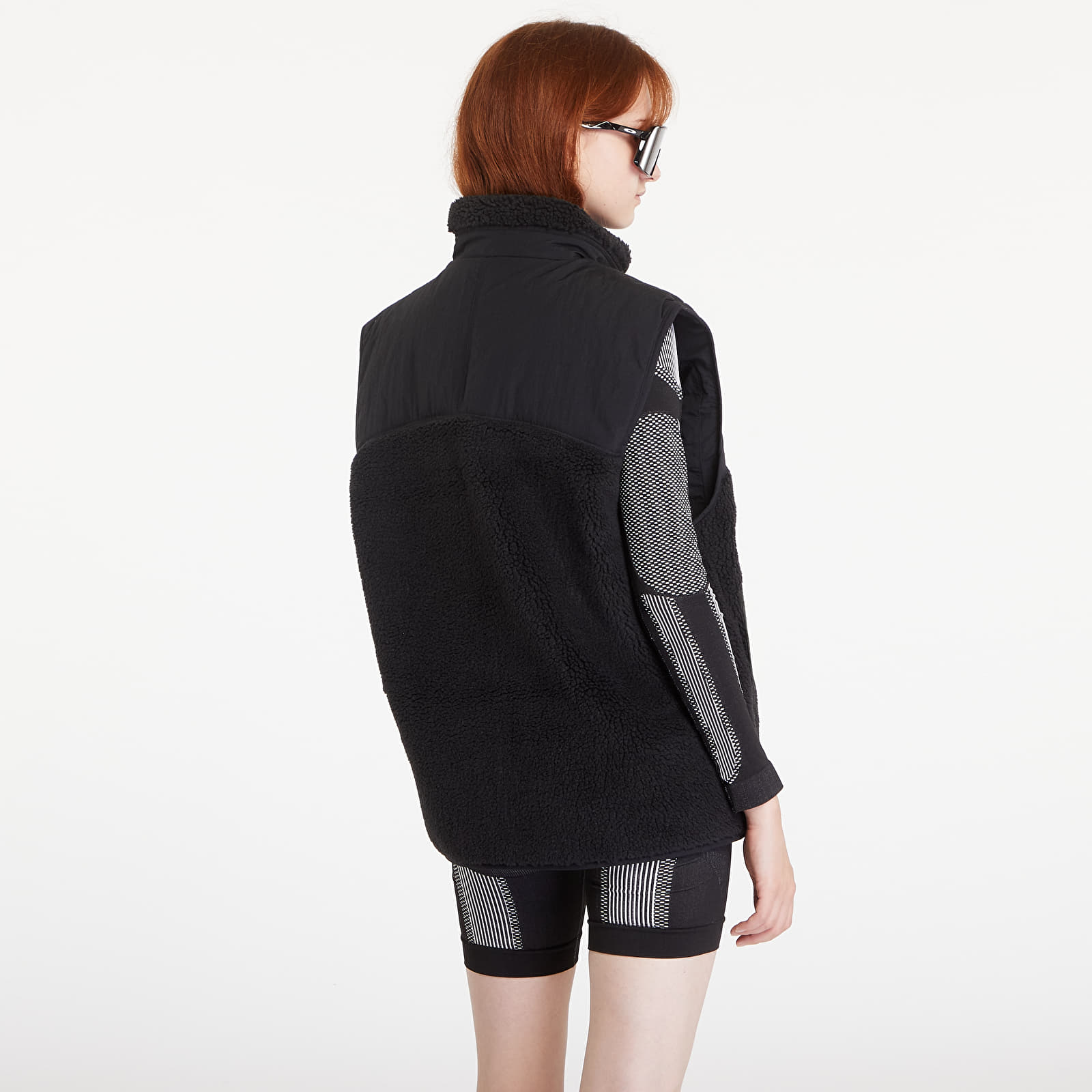 Mellények adidas City Escape Reversible Vest Black/ Black