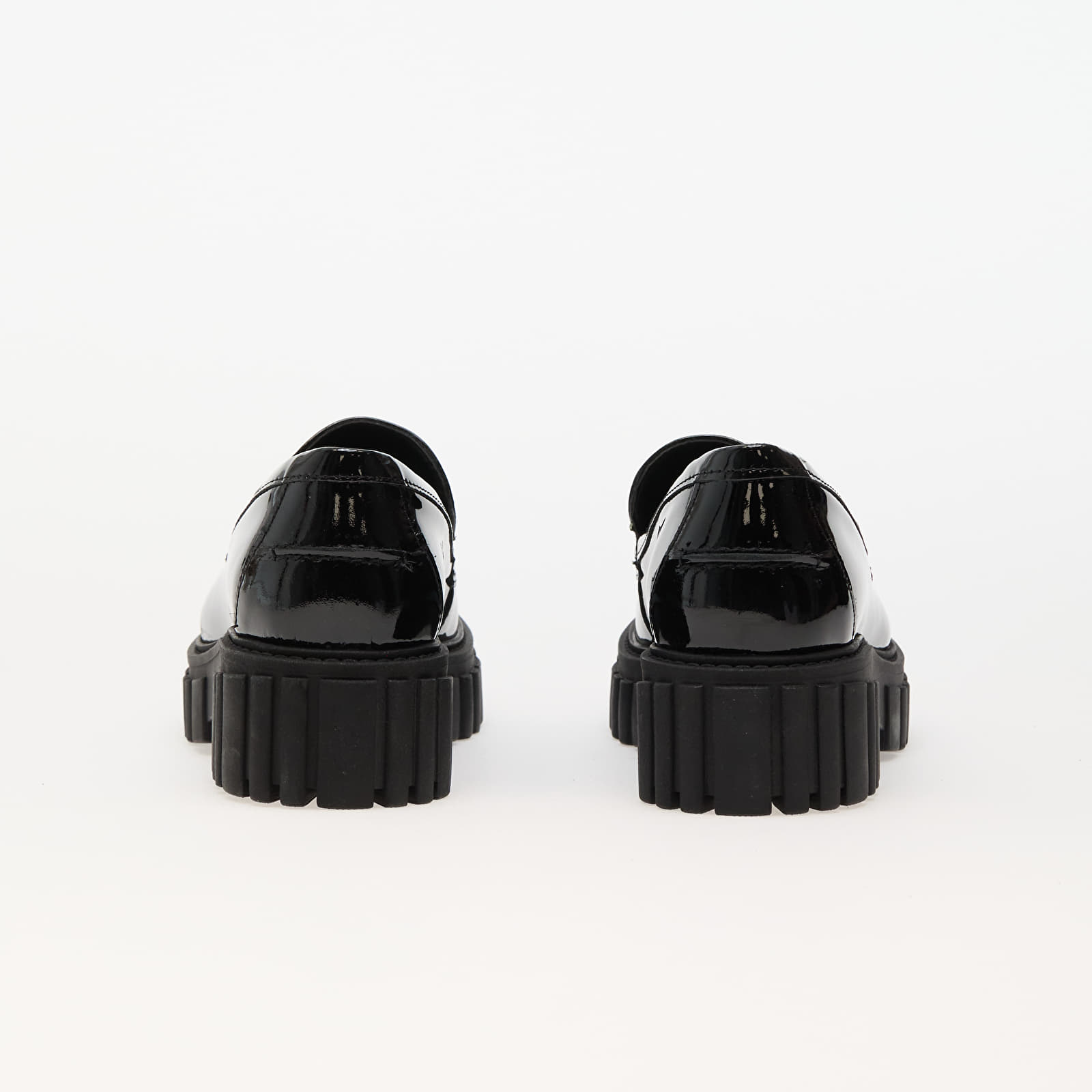 Dámské tenisky a boty Clarks Originals Page Loafer Black Pat