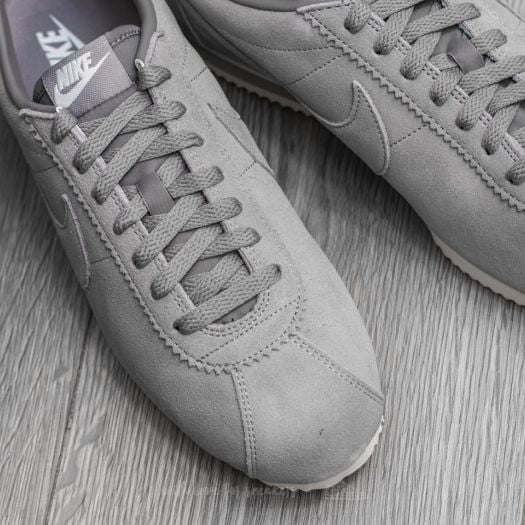 Men s shoes Nike Classic Cortez SE Dust Dust Summit White Footshop