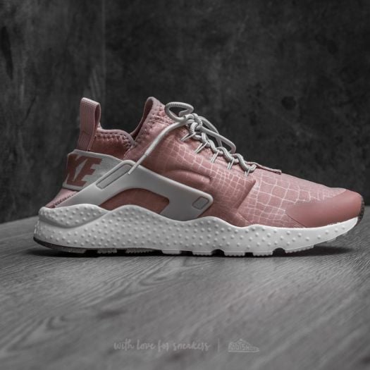 Nike W Air Huarache Run Ultra
