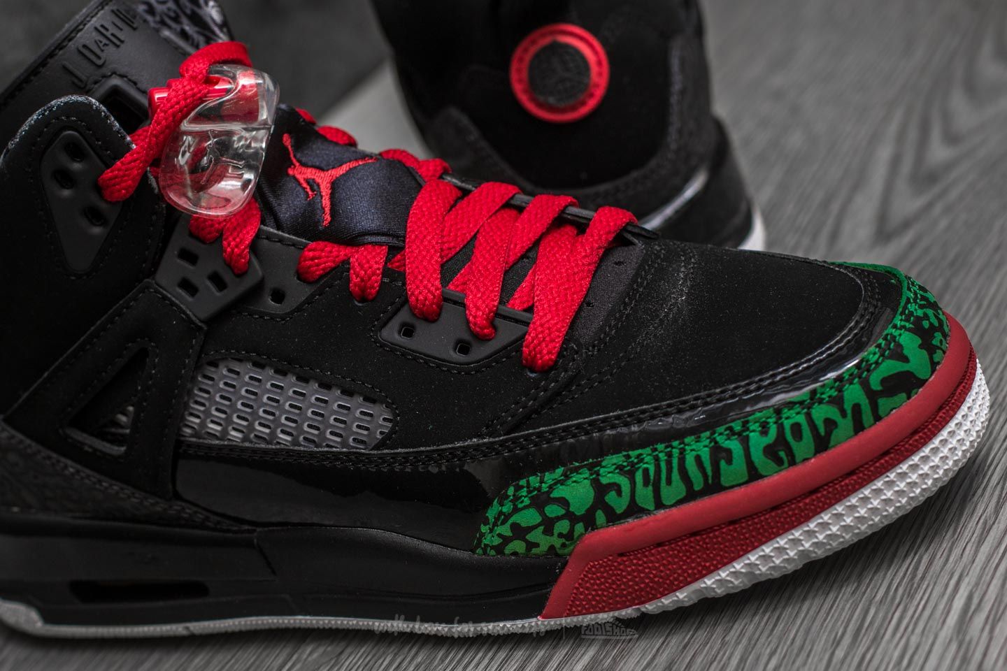 Women s shoes Jordan Spizike BG Black Varsity Red Footshop