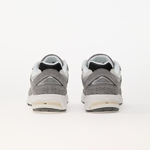 New Balance 2002R