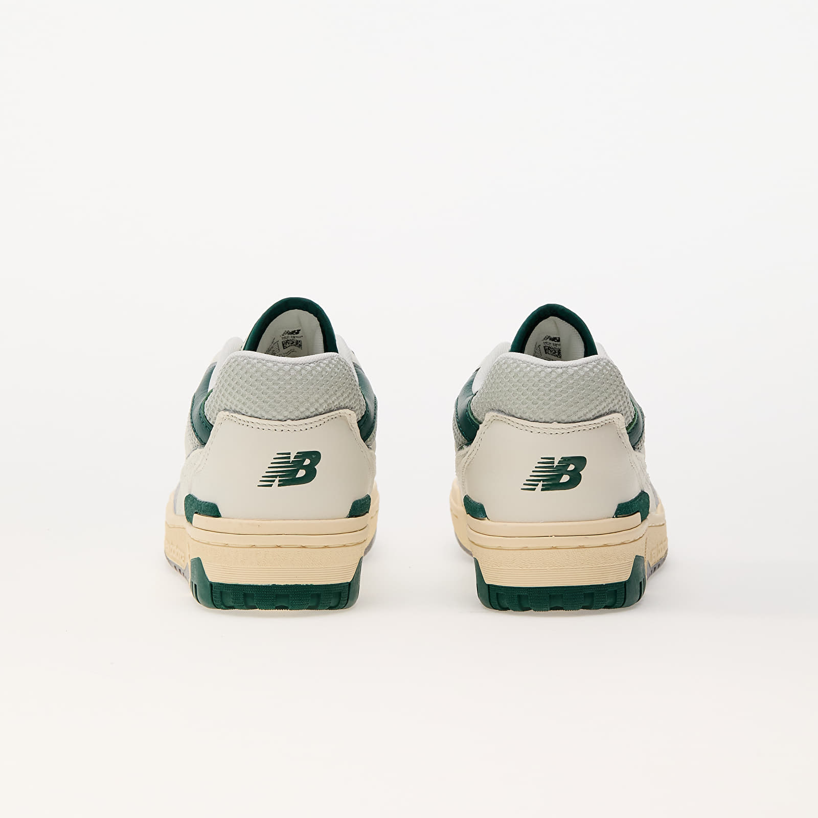 Moški čevlji New Balance 550 White