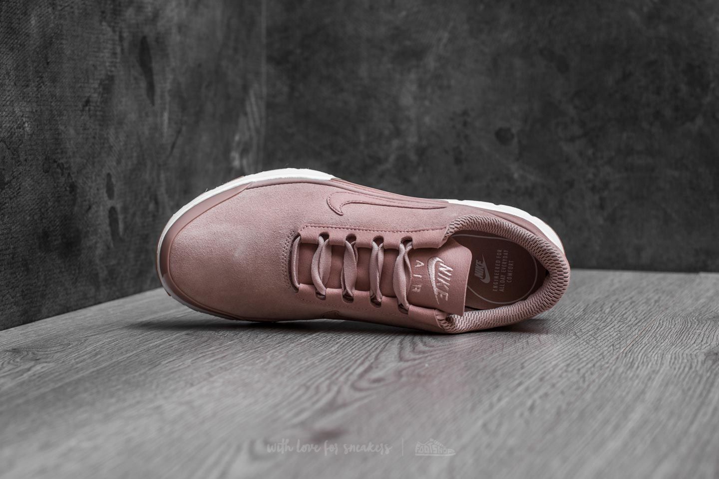 Damesko Nike W Air Max Jewell SE Particle Pink/ Particle Pink
