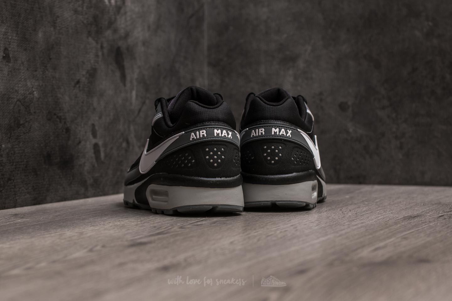 Nike Air Max BW Ultra Wolf Gray/Dark Gray