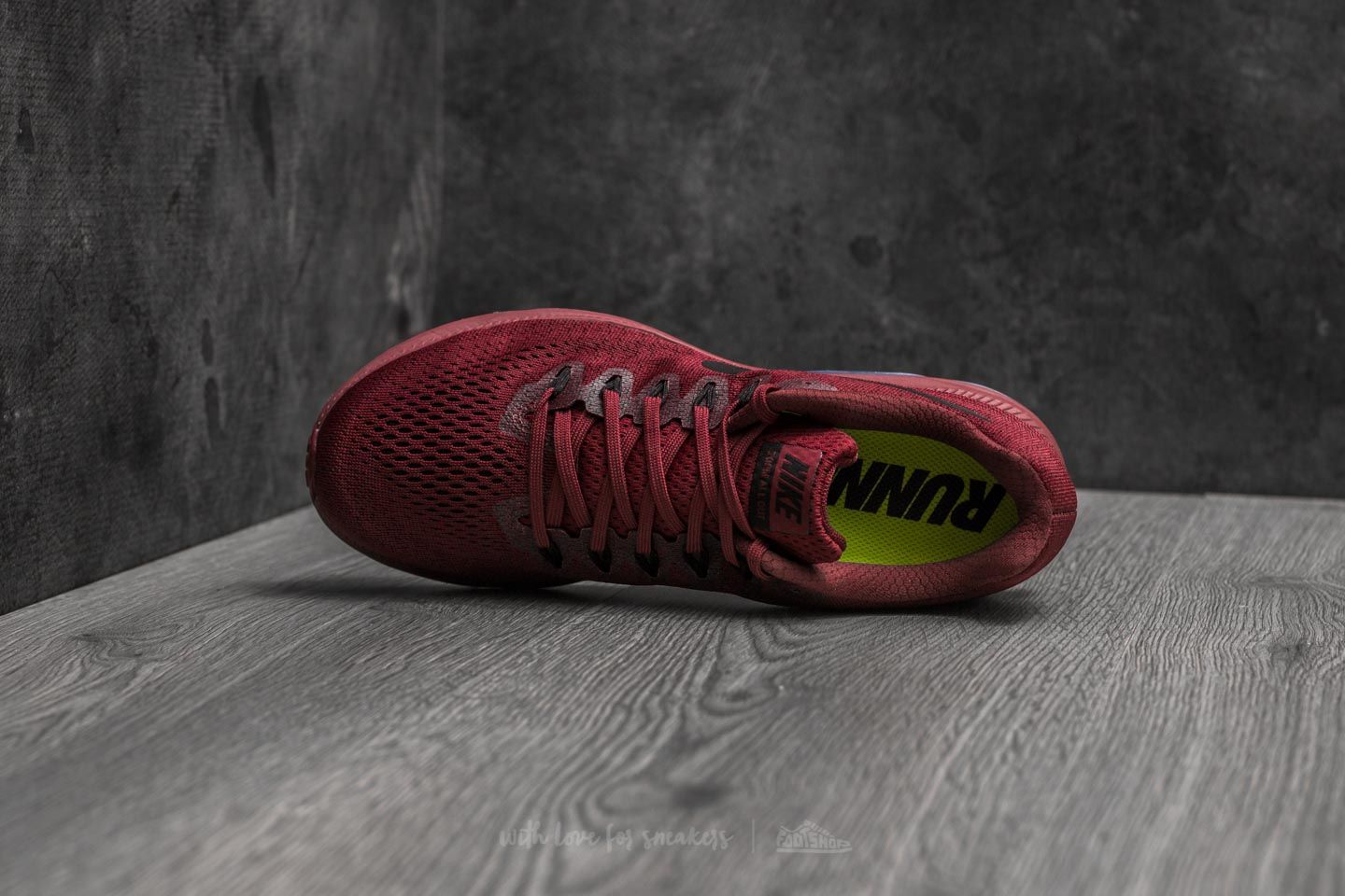 Nike zoom all sales out low men's red