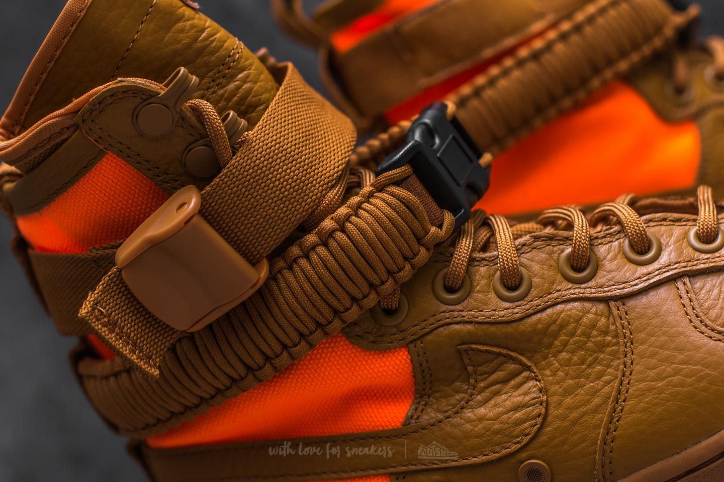 Buty męskie Nike SF Air Force 1 QS Desert Ochre/ Desert Ochre
