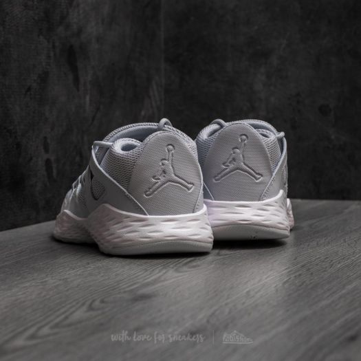 jordan 23 platinum