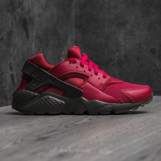 Noble red huaraches sales
