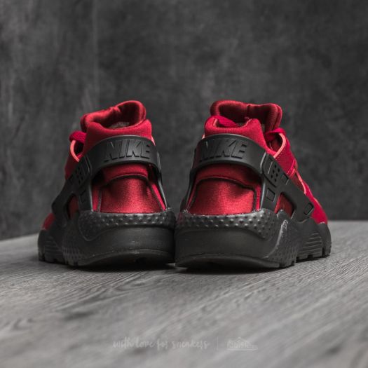 Noble red huaraches sales