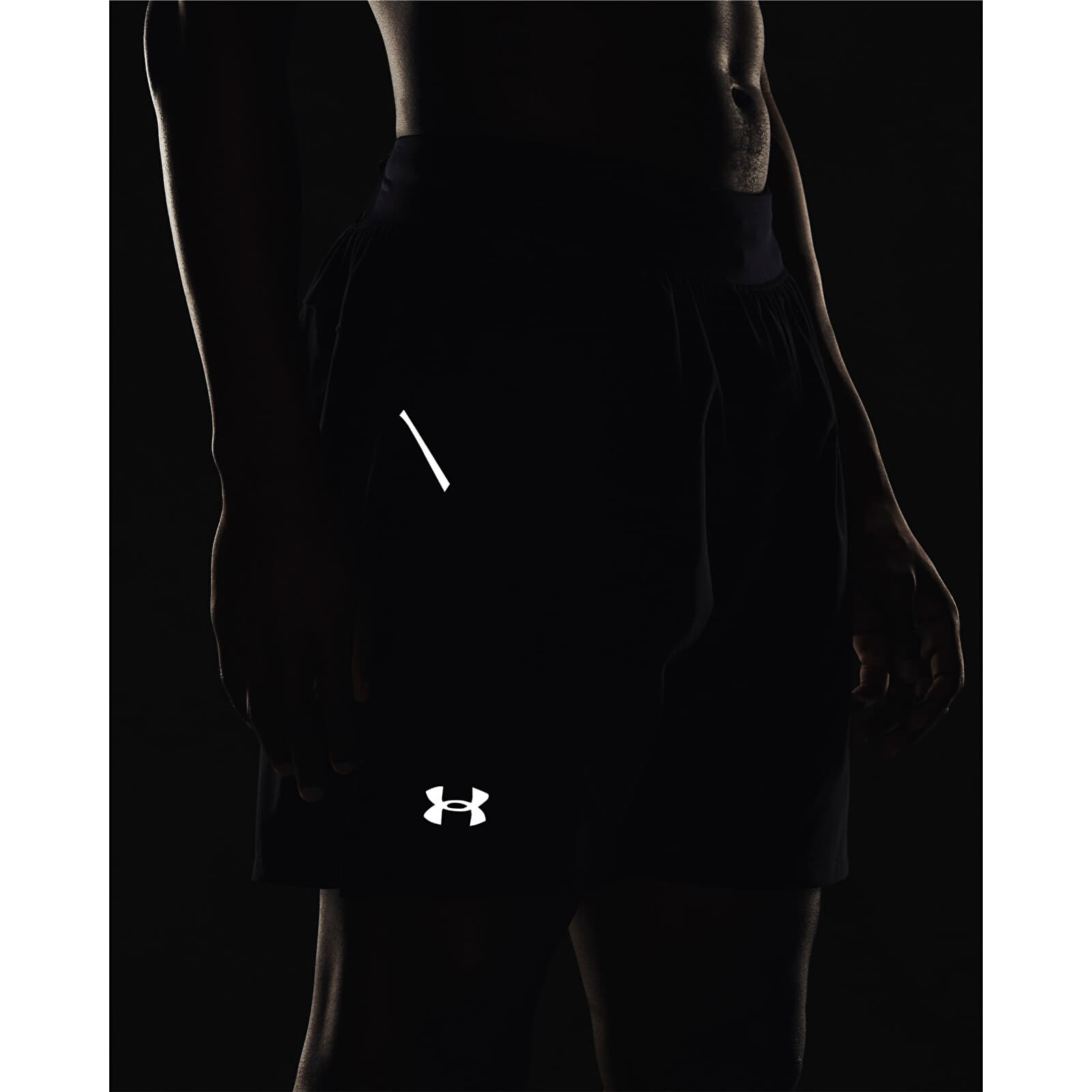 Férfi sortok Under Armour LAUNCH ELITE 7'' SHORT Black