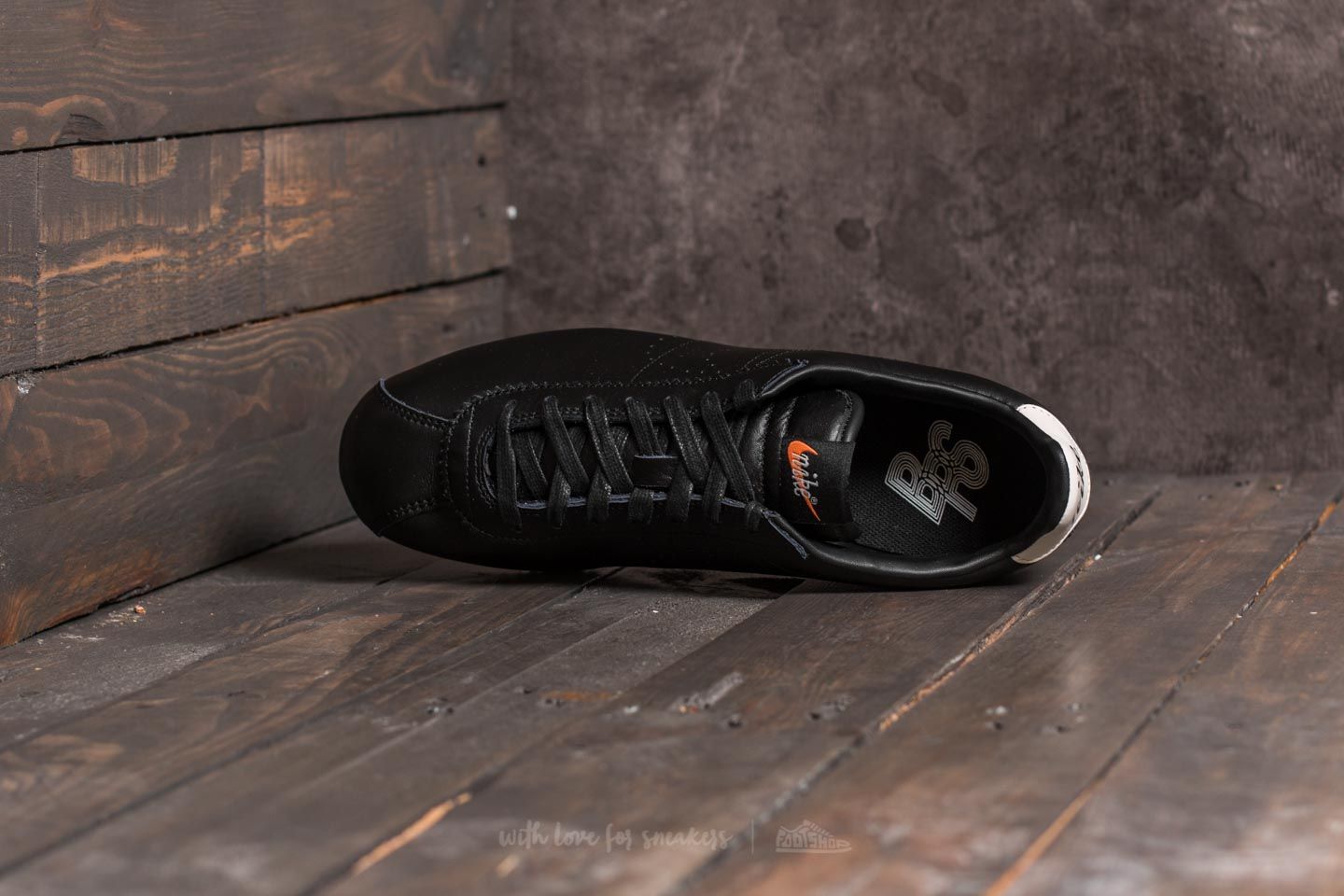 Nike cortez premium swooshless on sale