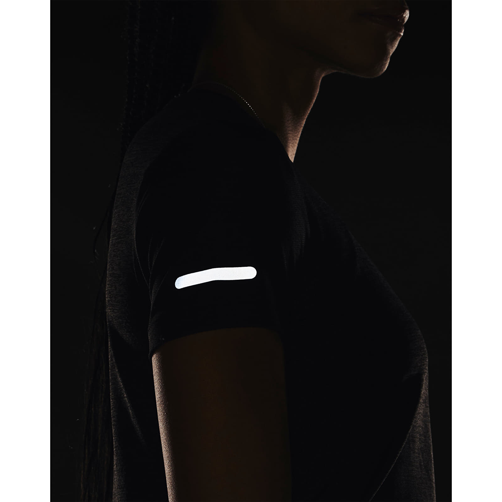 Dámská trička Under Armour Seamless Stride SS Black