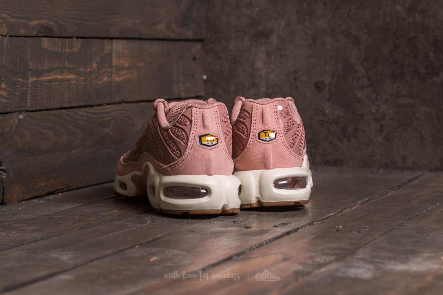 Nike air max shop plus particle pink/mushroom/sail