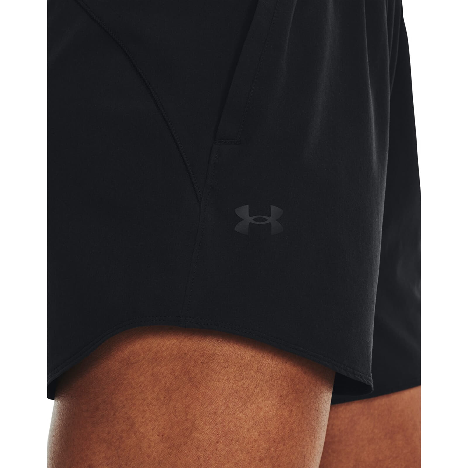 Dámské kraťasy Under Armour Flex Woven Short 5in Black