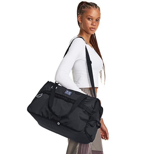 Under Armour Essentials Duffle Black