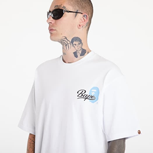 【A BATHING APE】3色展開 COLLEGE LOGO RELAXED FIT TEE UNISEX COLLEGE LOGO RELAXED FIT TEE | bape.com