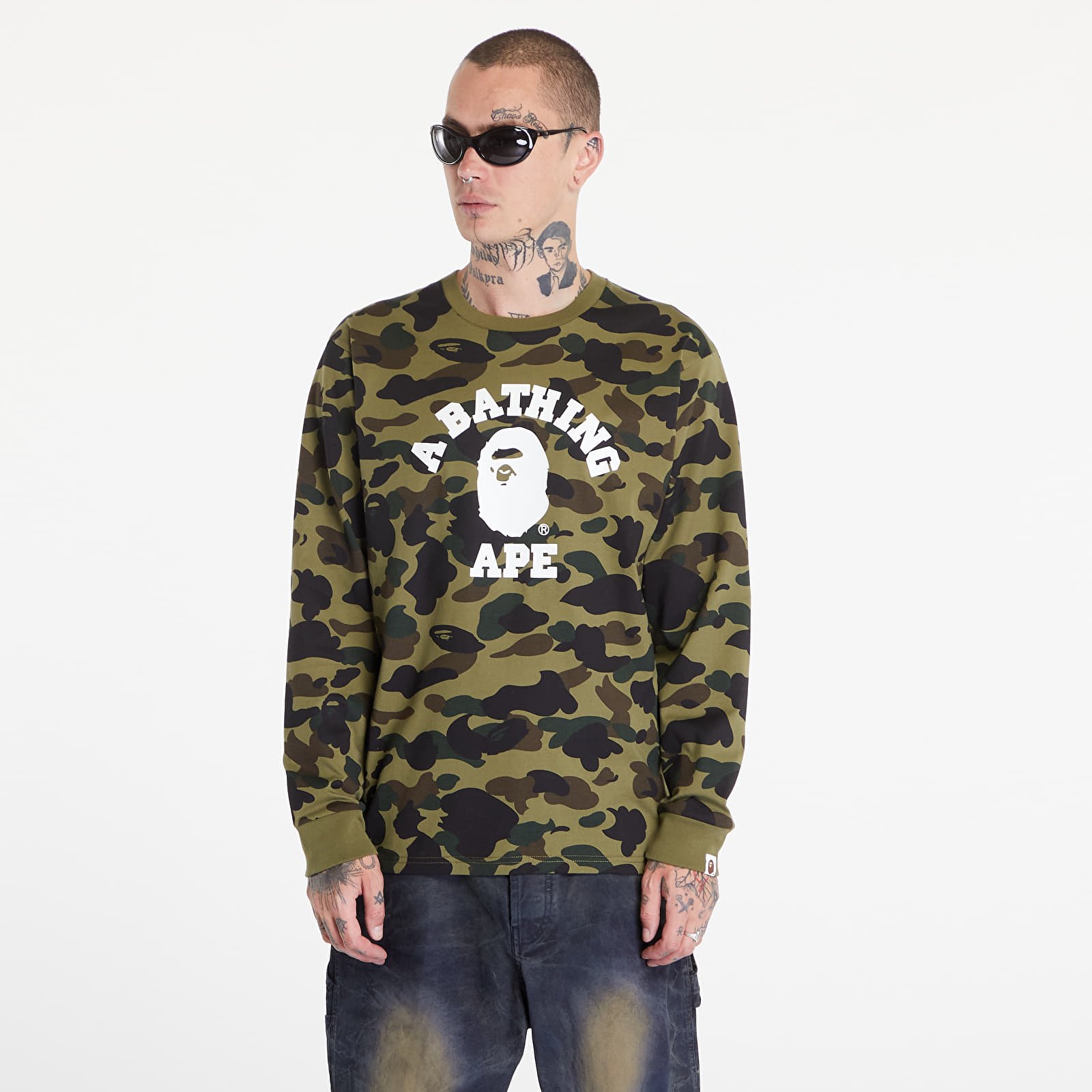 A bathing ape shirts top