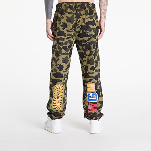 A BATHING APE 1St Camo Shark Sweatpants
