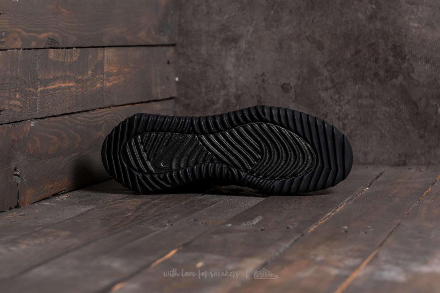 Мъжки кецове и обувки Nike Air Wild Mid Black/ Black-Black-Anthracite