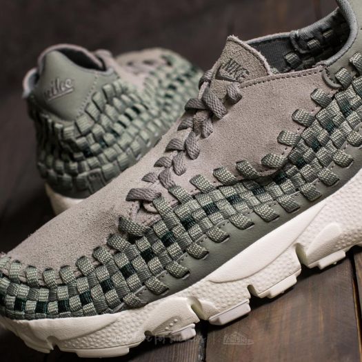 Nike footscape deals woven w