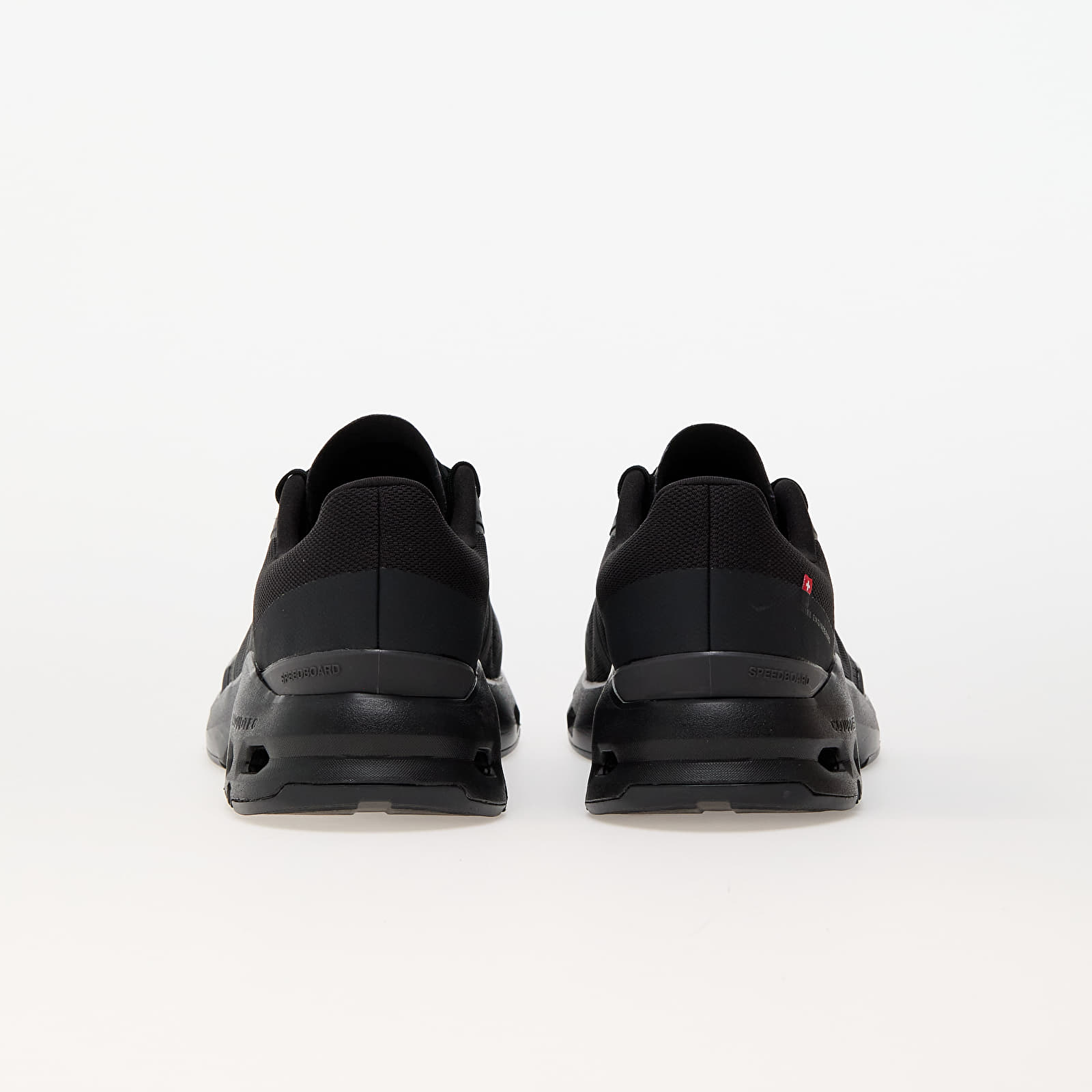 Férfi cipők On M Cloudpulse Black/ Eclipse