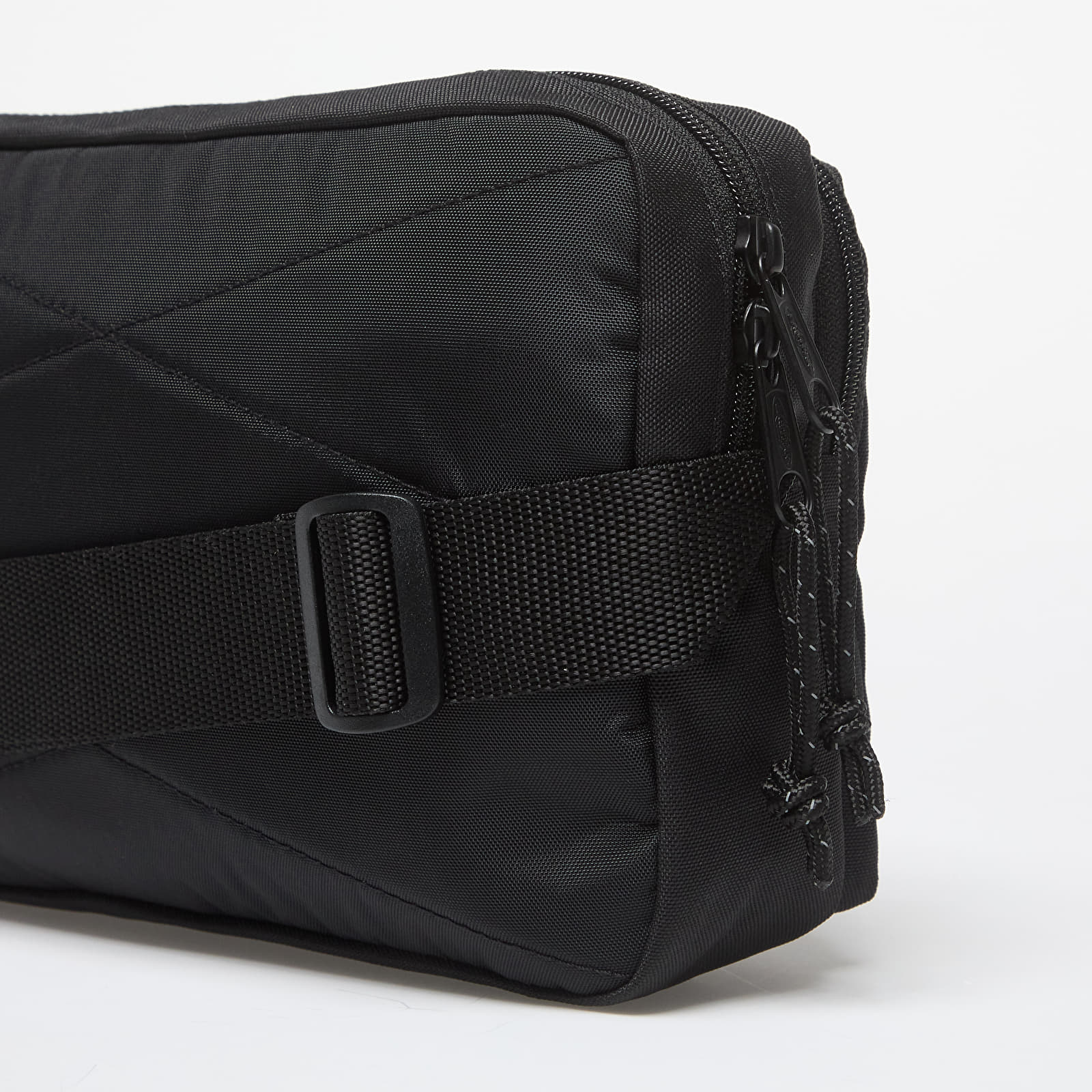 Nerki EASTPAK Double Cros Black