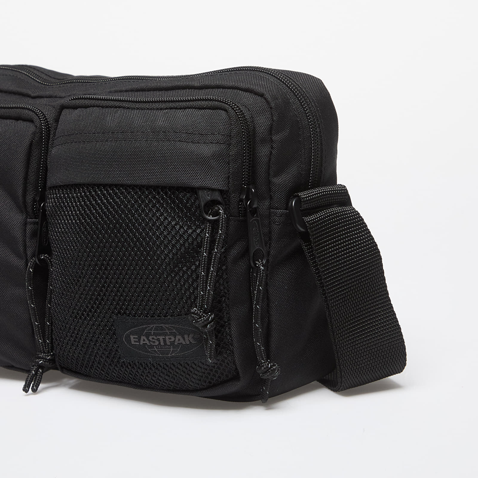 Nerki EASTPAK Double Cros Black
